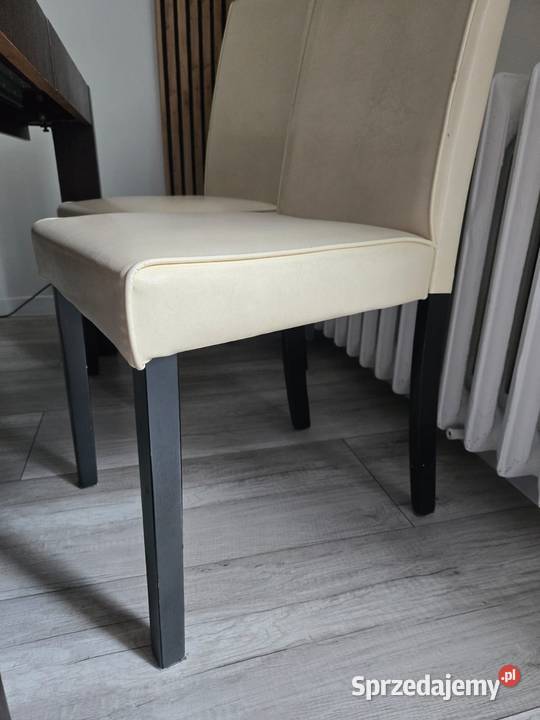 Stół Paged plus dodatkowo krzesła Ruda Śląska sprzedam