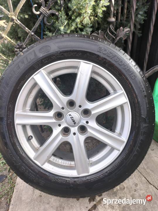 Felgi aluminiowe Średnica 16" Strzałkowo