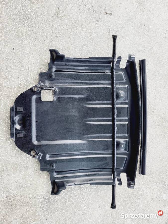 Mercedes 124 Osłona silnika metalowa pomorskie Gdańsk