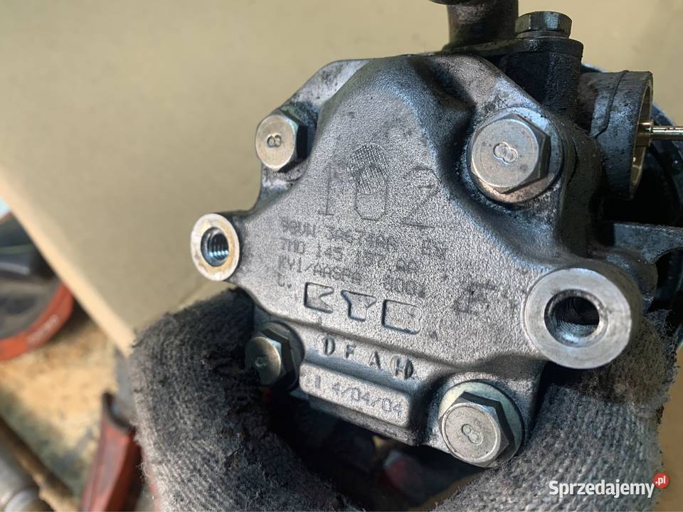 Pompa wspomagania 7W0145157 Ford galaxy vw Rok produkcji 2005 Szczecin