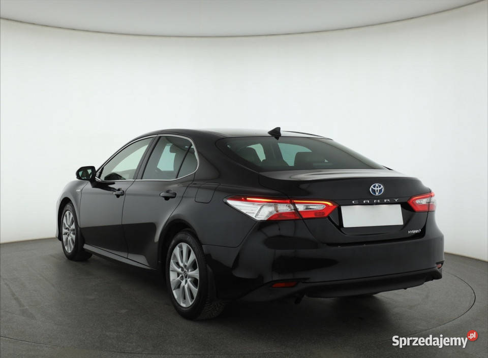 Toyota Camry 25 Hybrid nieuszkodzony Camry