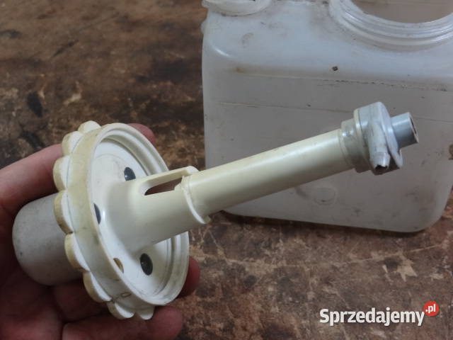 zbiorniczek spryskiwaczy 12v TGL Trabant Żary