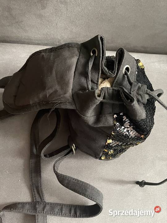 Mały czarny cekinowy plecak Kłodawa sprzedam