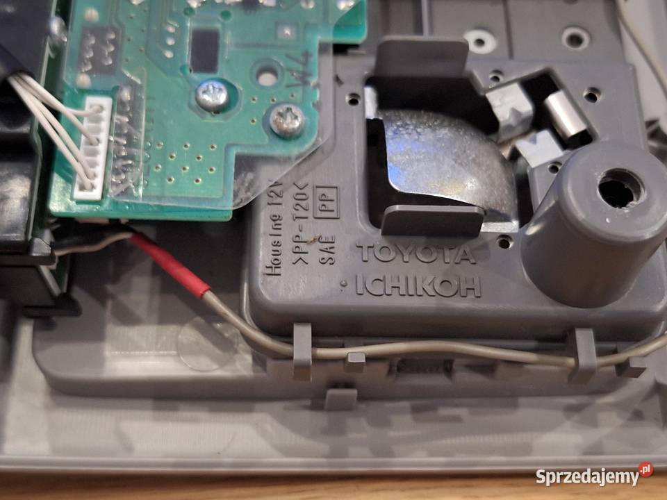 Lexus RX II oświetlenie kabiny lampka RX 400h Toruń