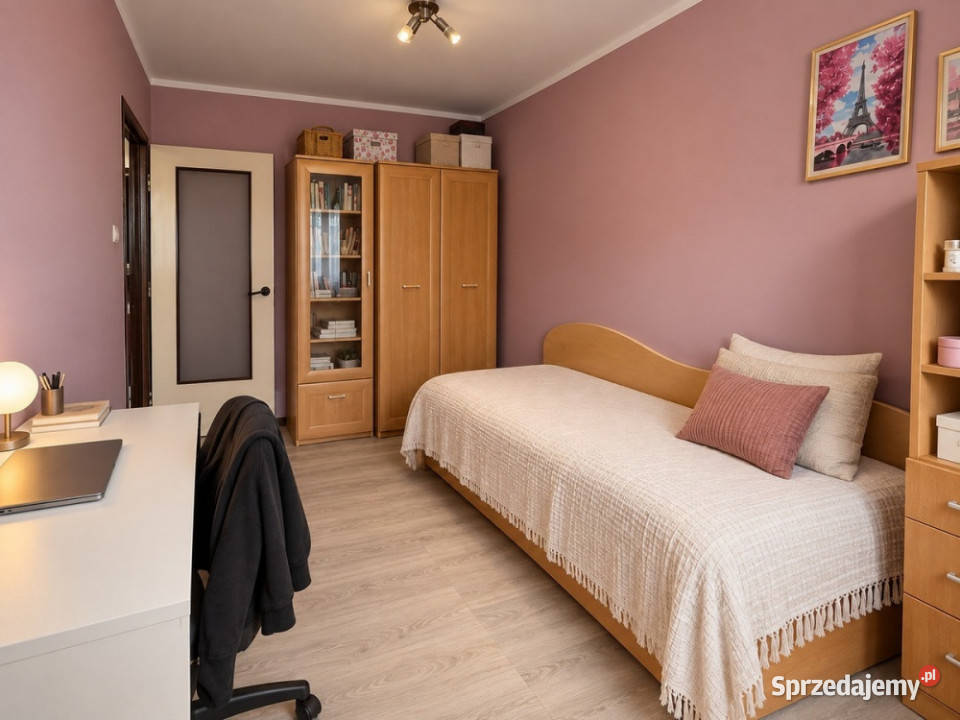 3 pokoje 478 m 1 piętro balkon piwnica Wieliczka Nieruchomości