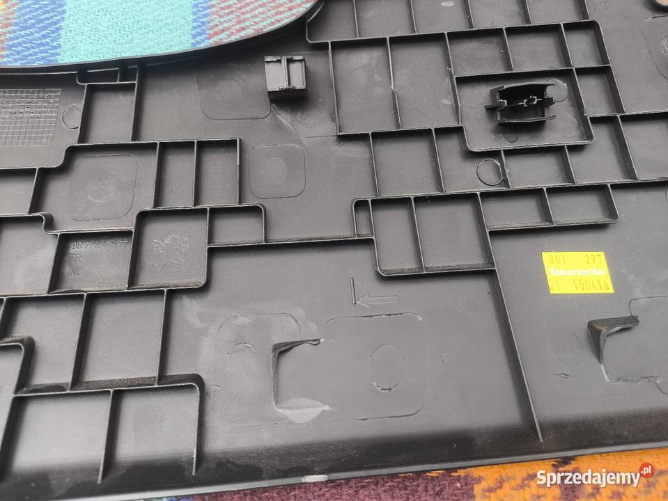 Osłona konsoli pod kierownice Peugeot 208 I Lift małopolskie Chełmiec