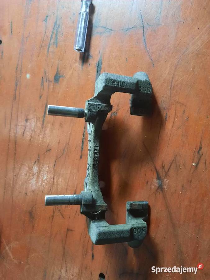 Jarzmo hamulcowe prawy przód Mazda 5 CR 20 Przyborów