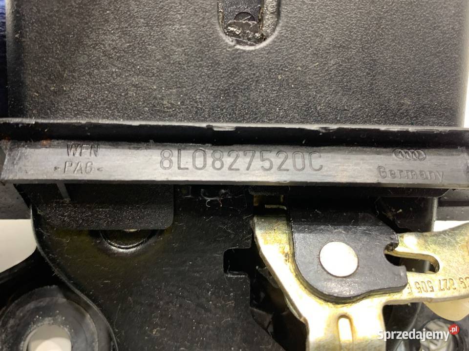 ZAMEK KLAPY TYŁ AUDI A3 8L Hatchback 8L0827520C