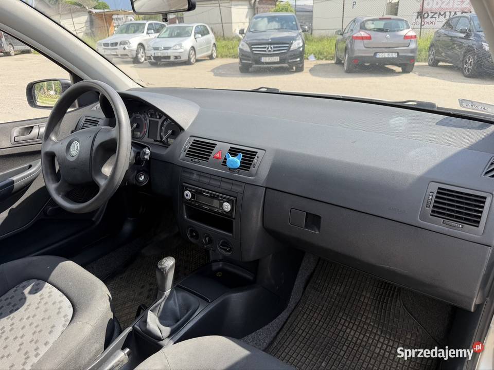 Skoda Fabia 200405 12 klima 54KM