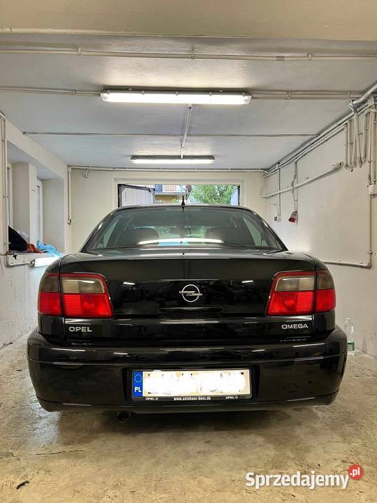 Opel Omega 22 bg Rok produkcji 2003 Kazimierzów