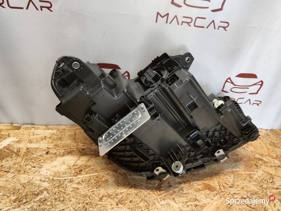 Lampa Lewy Przód Przednia Lewa BMW X1 U11 Full osobowe wielkopolskie Pleszew