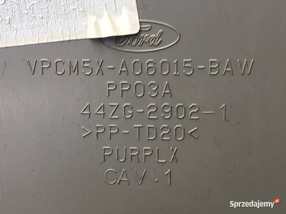 SCHOWEK PASAŻERA FORD FOCUS III Hatchback PÓŁKA