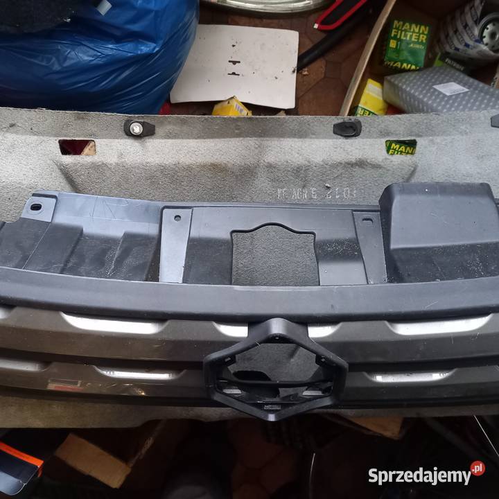 Grill atrapa Suzuki Vitara 15 części blacharskie mazowieckie