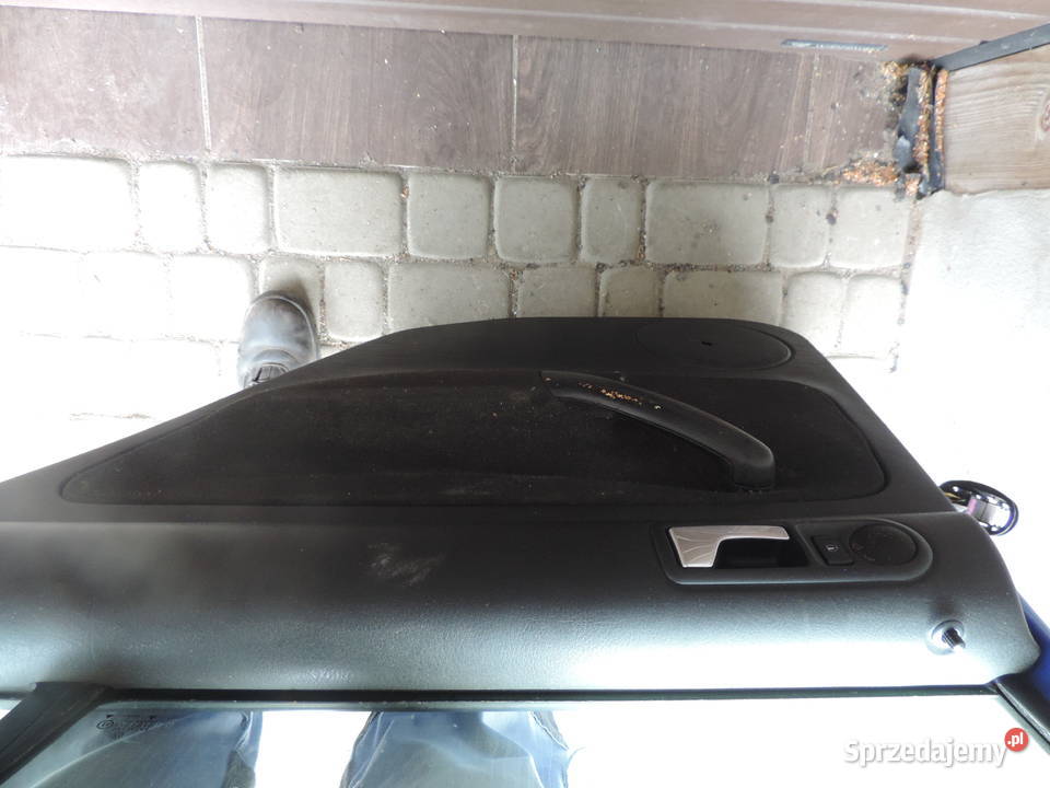 VOLKSWAGEN GOLF IV 5D DRZWI PRAWY TYŁ Nowy Sącz