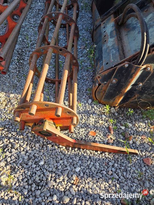 Wał rurowy KUHN 3 m średnica 40 z mocowaniem Bodzanów