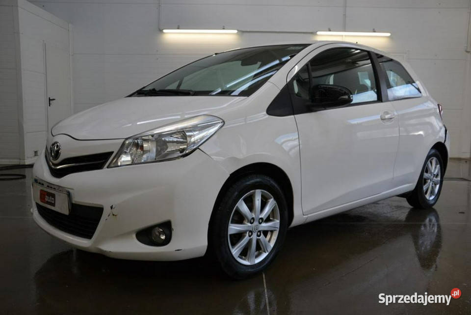 Toyota Yaris 10 benzyna 70 PORYSOWANA Kęty