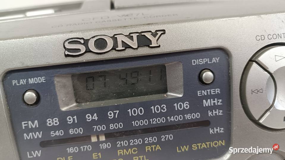 Radiomagnetofon przenośny z CD SONY CFDV27L Poznań