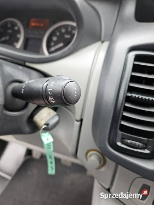 Renault Trafic Świeżo Zarejestrowany Zdrowy nieuszkodzony Kisielice