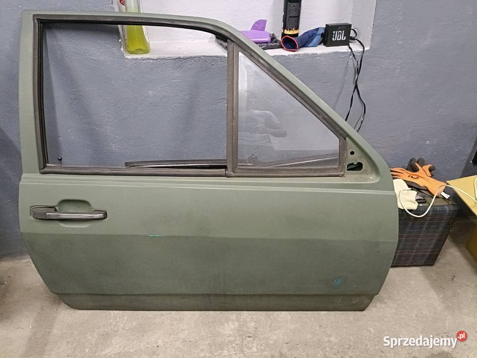 Drzwi lewe prawe Volkswagen Polo 86c2f osobowe
