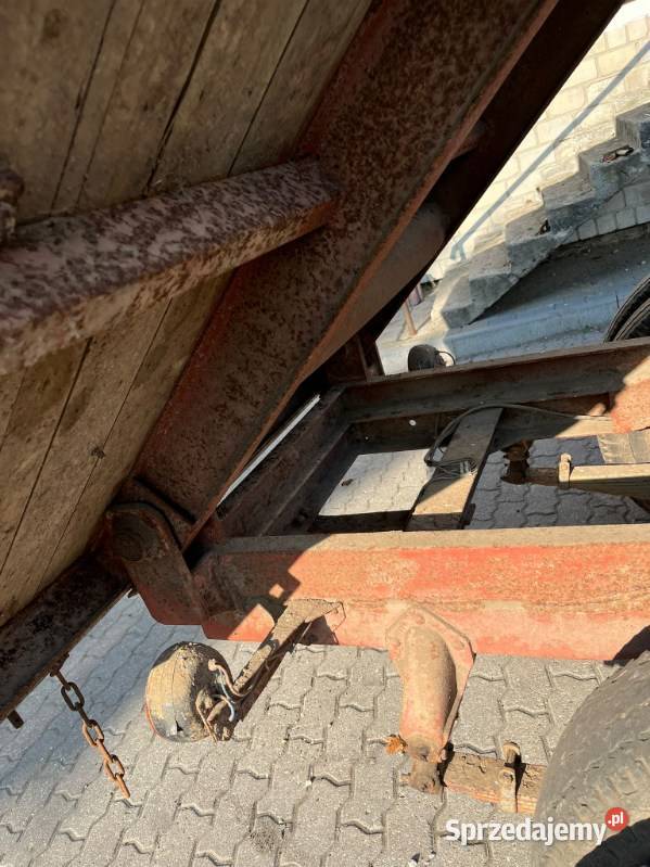 Przyczepa wywrotka jedno osiowa Przyczepy rolnicze Radziejów