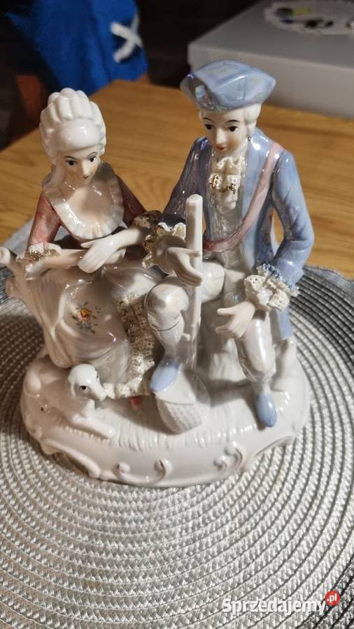 Figurka Porcelanowa Para Królewska Wola Podłężna sprzedam