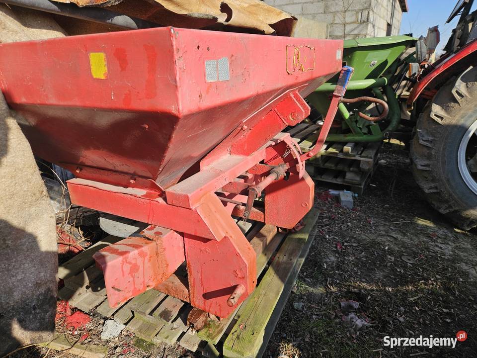 Rozsiewacz do nawozu 600L sprawny Kłodawa sprzedam