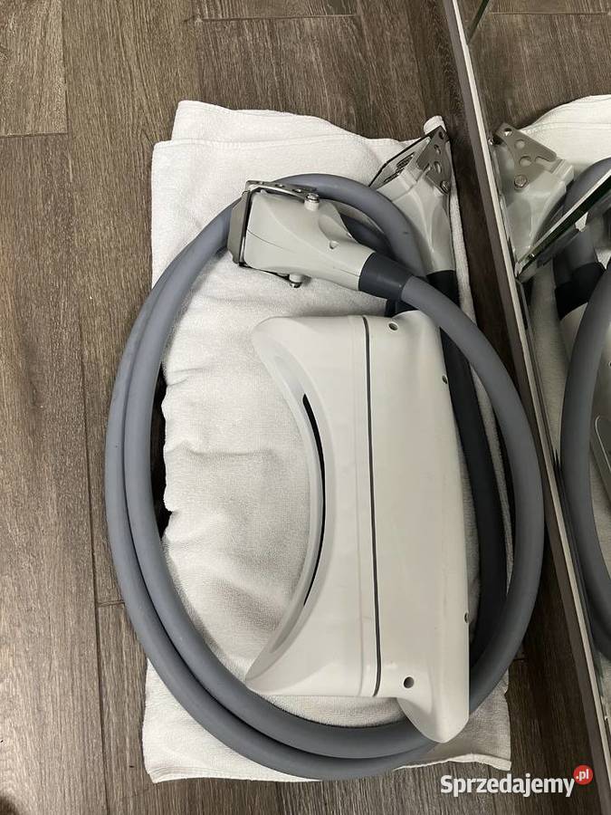 Kriolipoliza Cooltech 4 aplikatory w tym głowica Katowice