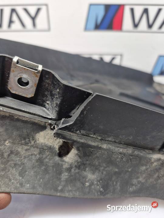 BMW E63 E64 TRÓJKĄT OSŁONA DOLNA NADKOLA LEWA