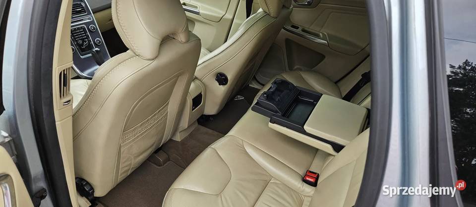 Volvo XC 60 Volvo XC60 r2012 20D 163 Ocean Race Pomiechówek