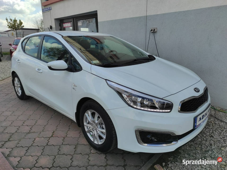 Kia Ceed FL 1Właściciel Krajowy 16 GDI 135 bez klimatyzacja