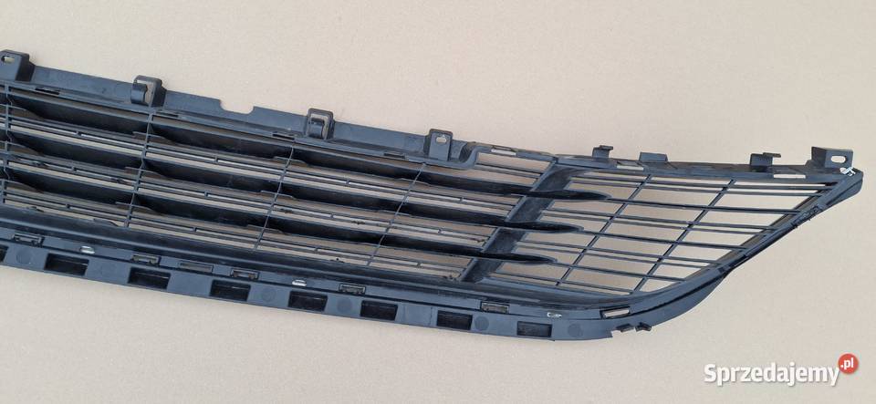 PEUGEOT 308 T9 KRATKA ZDERZAKA ŚRODKOWA CHROM lubuskie
