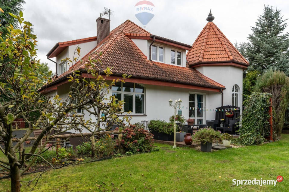 Dom z pełną piwnicą i ogrodem Starołęka