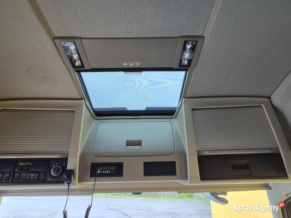 Volvo FH 750 8x4 2 osie podnoszone Do przewozu ogrzewanie postojowe Kraków