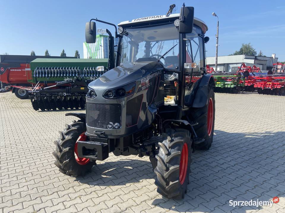 Ciągnik rolniczy FARMTRAC 555DTc V Elegance