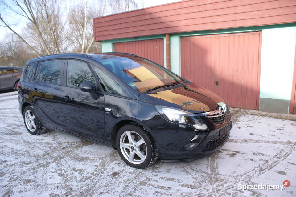 Opel Zafira 20 Diesel 165 Serwisowany Rok produkcji 2014 Białystok