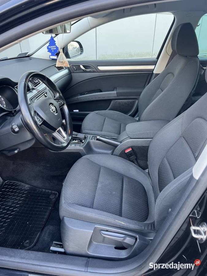 Skoda Superb Skoda Superb 20 TDi DSG kombi Rok produkcji 2015 Będzin