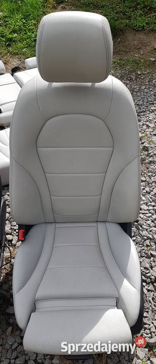 FOTEL FOTELE SKÓRA MERCEDES CKLASA W205 sedan sprzedam