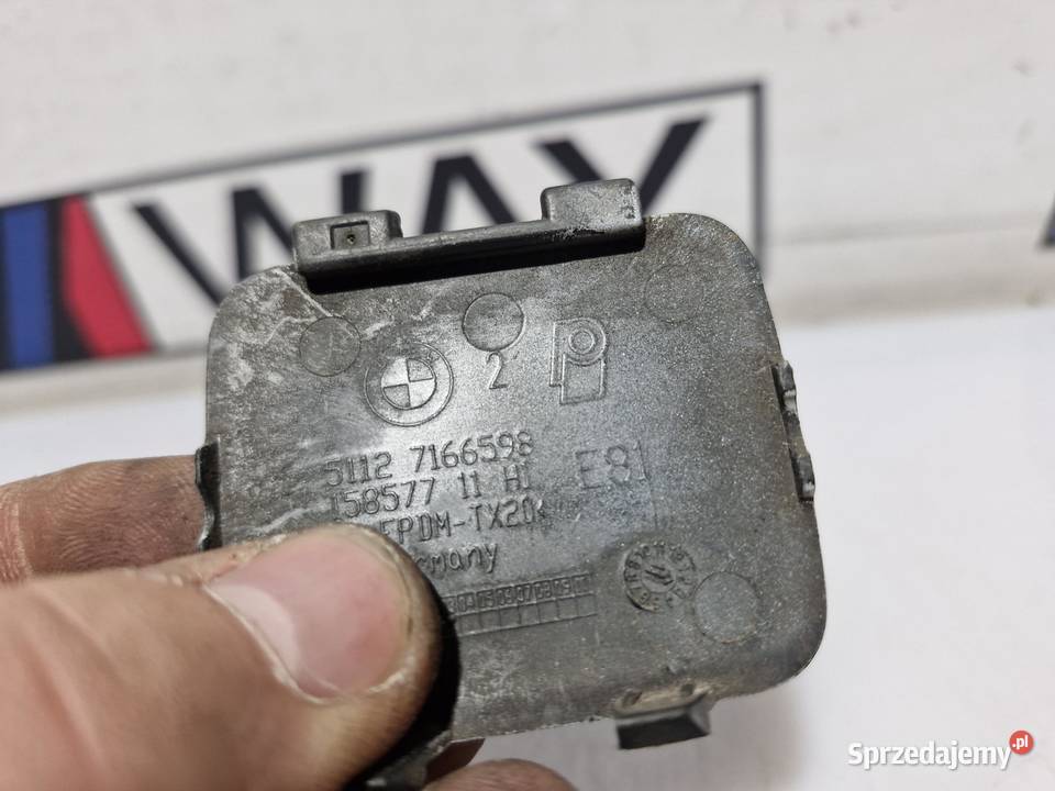 BMW E46 COMPACT ZAŚLEPKA HAKA ZDERZAKA TYŁ