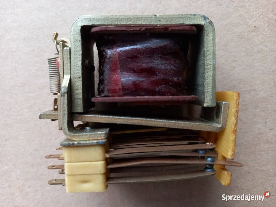Przekaźnik elektromagnetyczny z czasów PRL Tomaszów Lubelski sprzedam