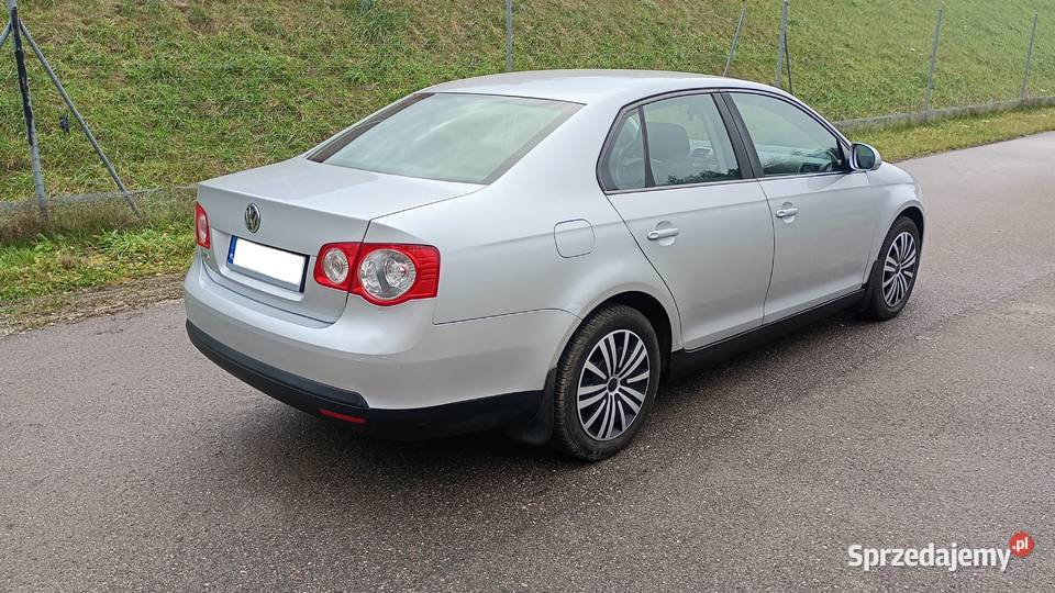 Volkswagen Jetta 16 benzyna FSI 2005 6 biegów benzyna Brzesko