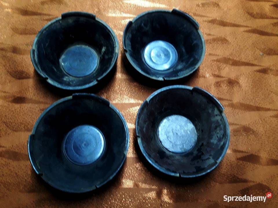 Wartburg Trabant dekle kołpaki pokrywki kół łódzkie Piotrków Trybunalski