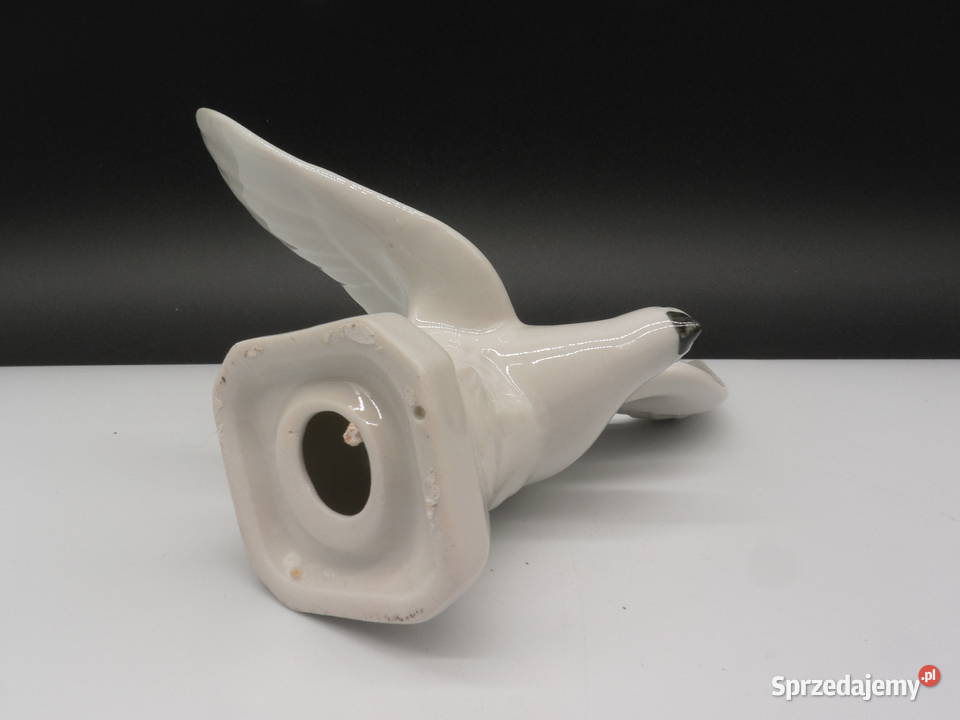 Stara figurka Porcelanowy Ptak w locie Mewa Raszków