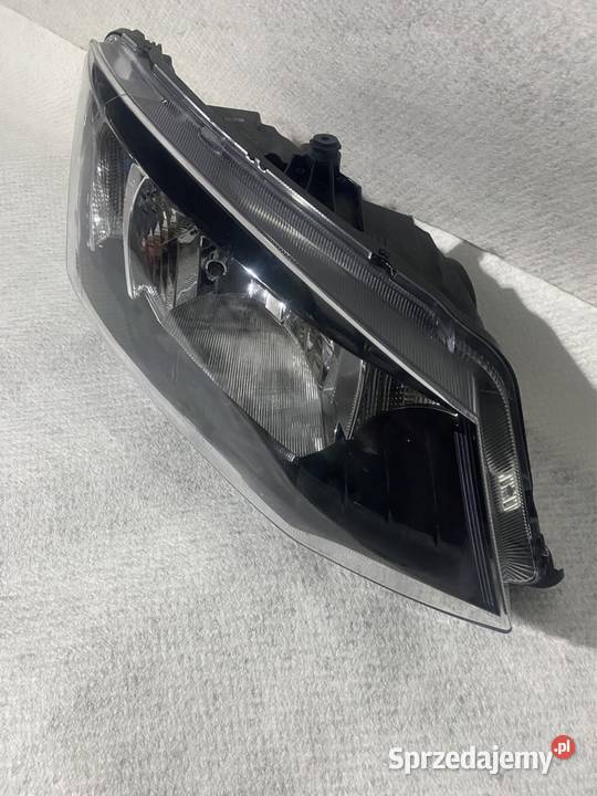 Lampa prawy przód Skoda Fabia III 6v1 tyc nowa Motoryzacja