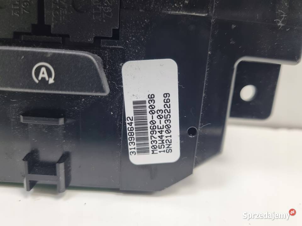 Volvo V40 II PANEL STEROWANIA NAWIEWEM osobowe Chełm sprzedam