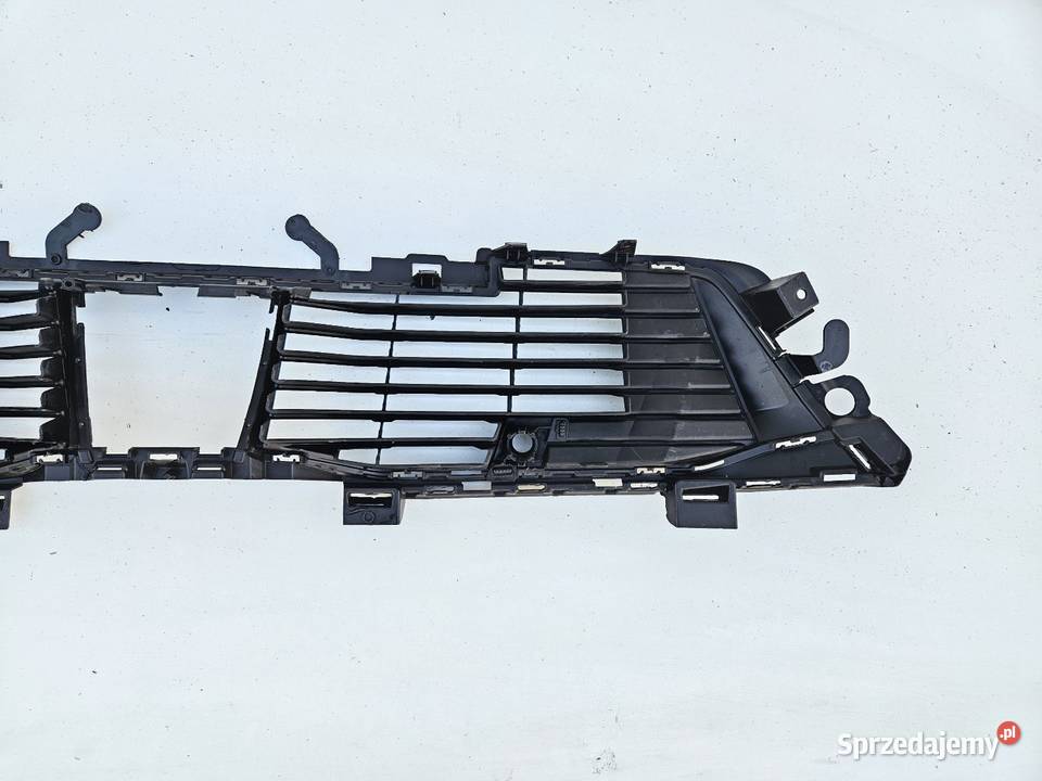 PEUGEOT 2008 II LIFT KRATKA ŚRODKOWA ZDERZAKA Międzychód sprzedam