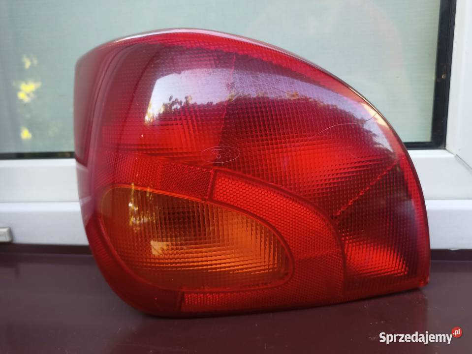 Ford Fiesta MK4 IV lampa tył tylna lewa wkład łódzkie Sieradz sprzedam