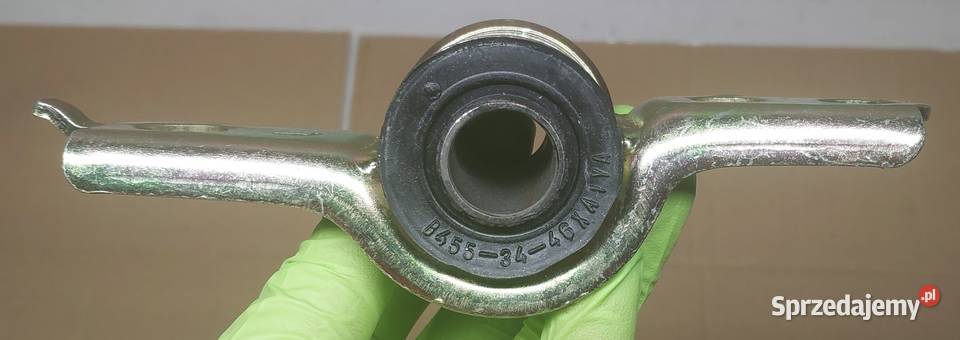 TULEJA TYLNA WAHACZA PRZEDNIEGO LEWA MAZDA 323 Mielęcin