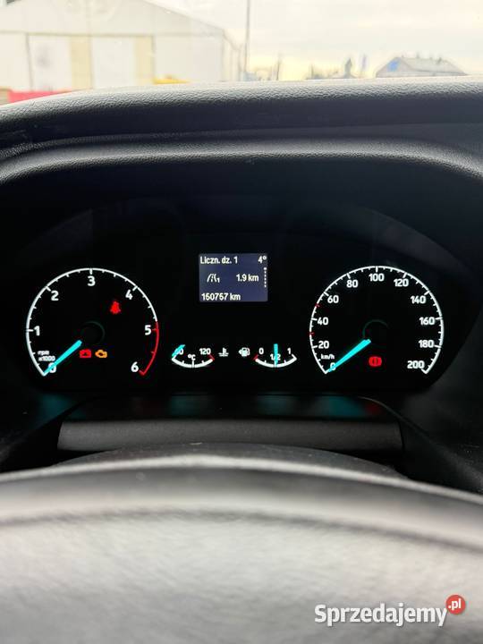 Ford Transit skrzynia stan idealny Klima Radar nieuszkodzony Reda