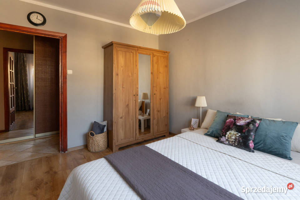 Słoneczne mieszkanie z potencjałem Warszawa