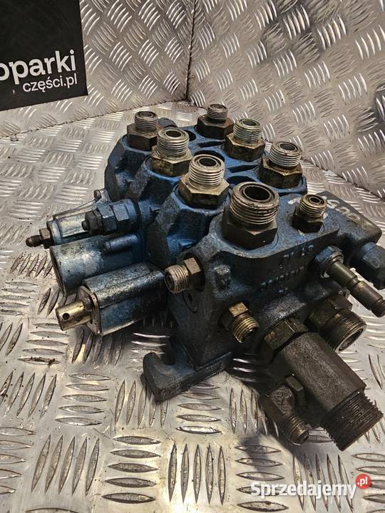 Rozdzielacz hydrauliczny przedni Holland Case Gdynia sprzedam
